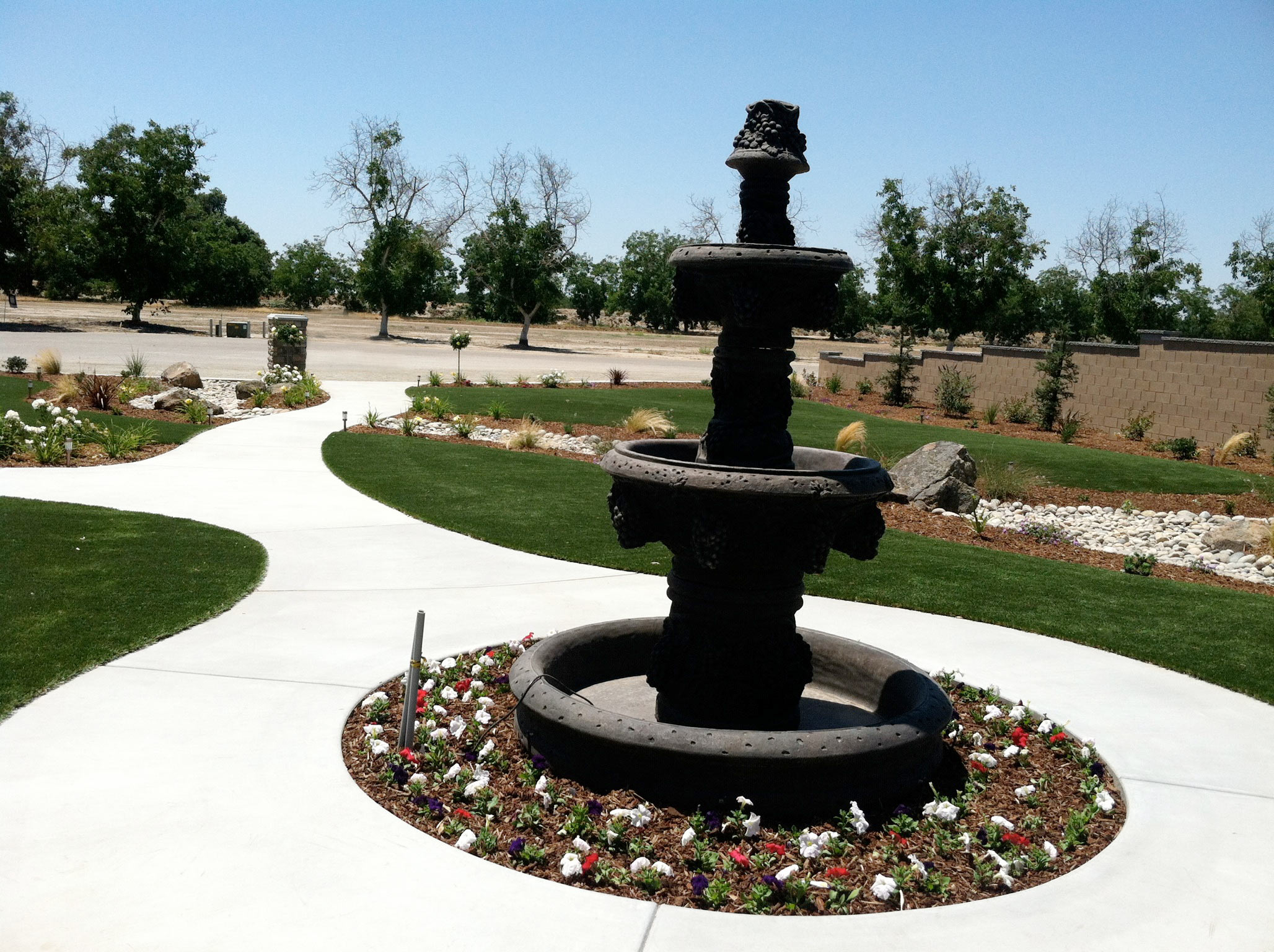 front yard custom walkway with fountain